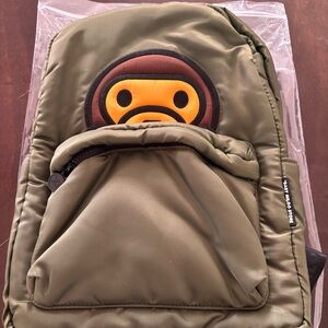 🙊 NWT BAPE Baby Milo Olive backpack 🎒